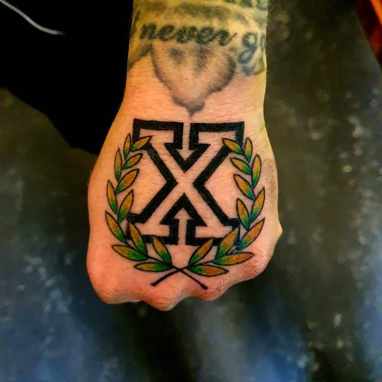 Tatuaż Straight Edge — zdjęcie 102