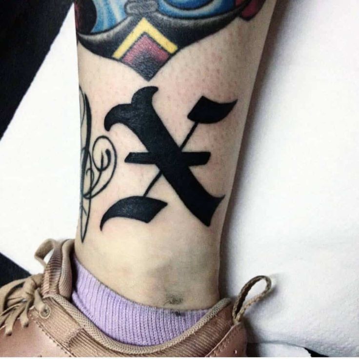 Tatuaż Straight Edge — zdjęcie 17